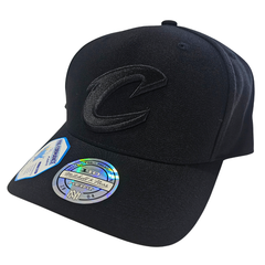 Mitchell & Ness NBA Flexfit 110 Black on Black - Cleveland Cavaliers