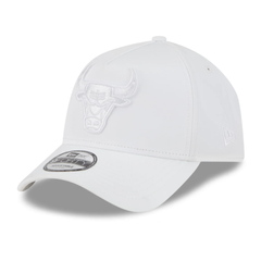 NEW ERA 9FORTY A-FRAME - NBA White-On-White Chicago Bulls