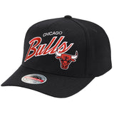 MITCHELL & NESS - Logo Script Classic Red 110 Snapback - Chicago Bulls