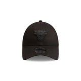 NEW ERA 9FORTY - Black on Black - Chicago Bulls