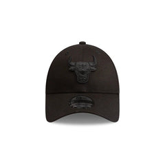 NEW ERA 9FORTY - Black on Black - Chicago Bulls